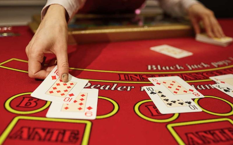 Cách chơi Blackjack dễ hiểu cho người mới